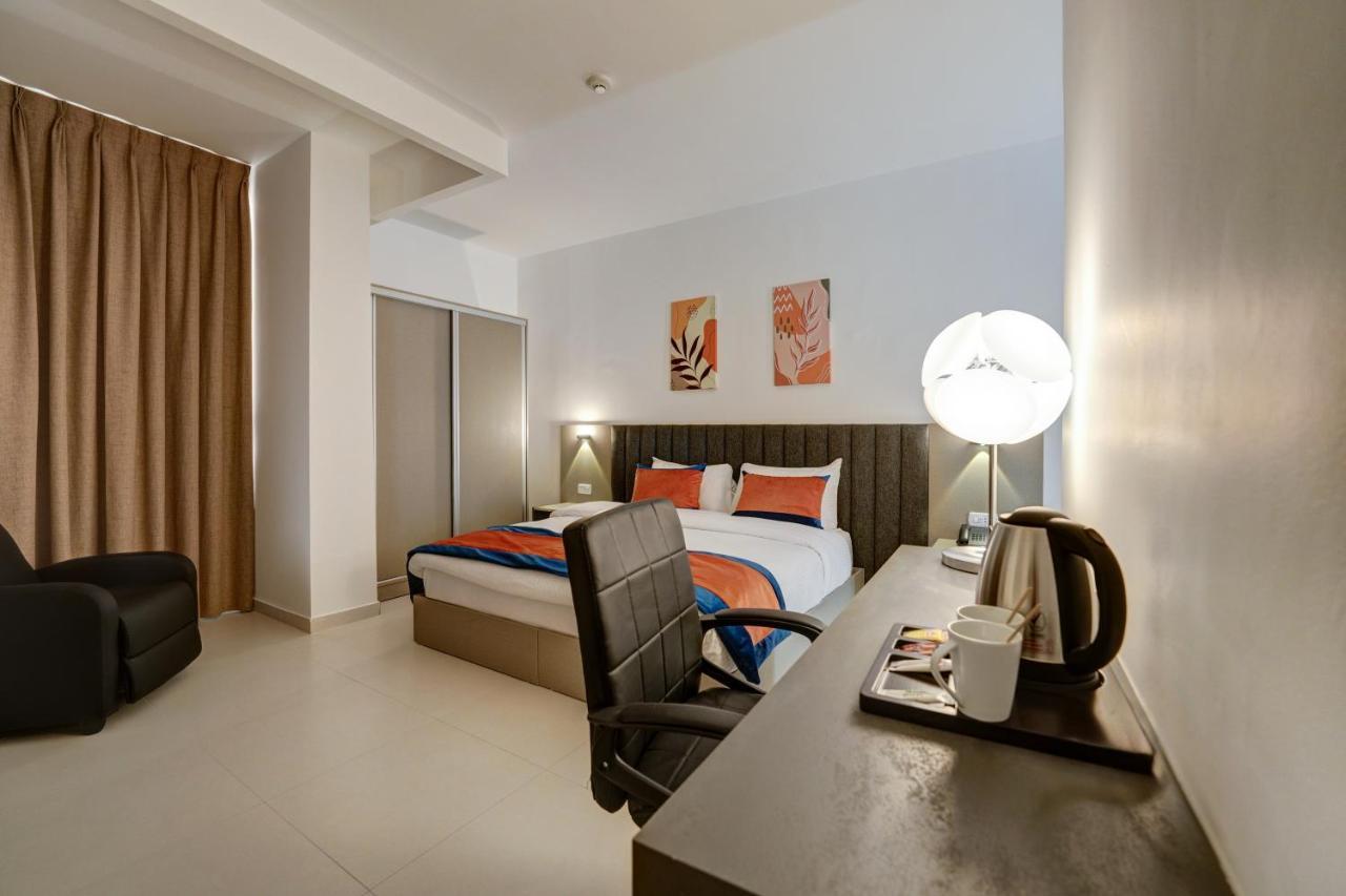 The Loft Hotel By Fhm Акаба Екстериор снимка